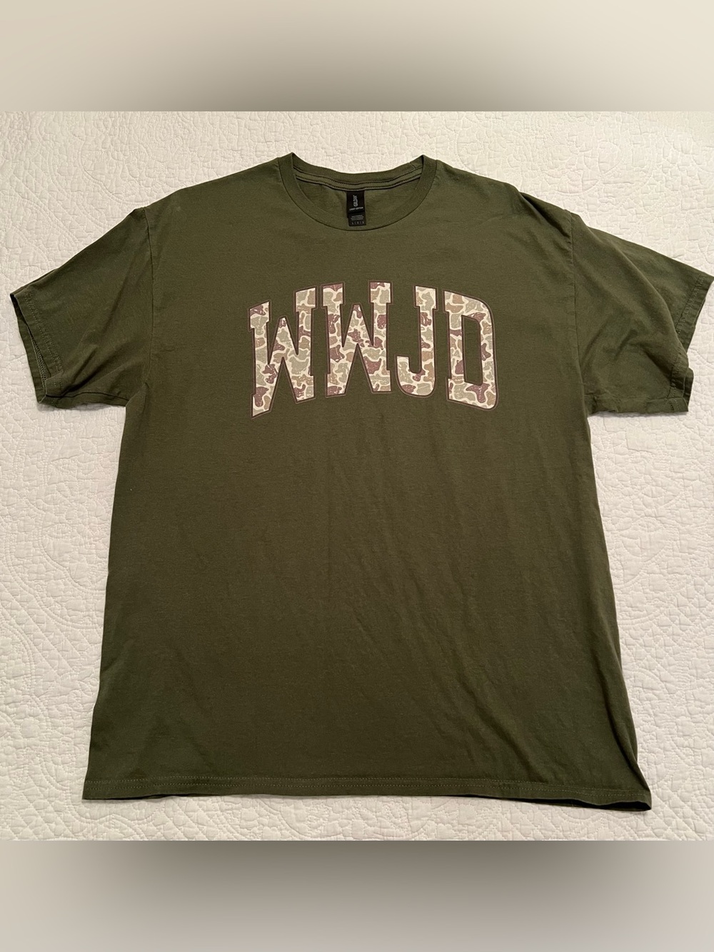 What Would Jesus Do WWJD Graphic T Shirt Green Camo Size Large